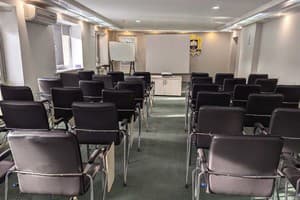 Отель Тернополь. Конференц Зал 70-местный  1