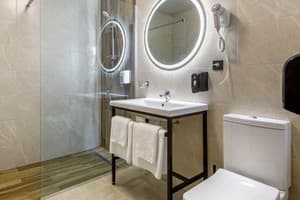 Отель Vatra Hotel. Стандарт трехместный  4