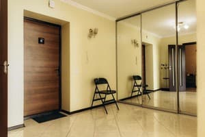 Квартира однокомнатная, на ул. Крушельницкой 35. Апартаменты двухместный 5 этаж 4