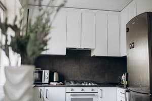 по ул. Князя Острожского, 1 4