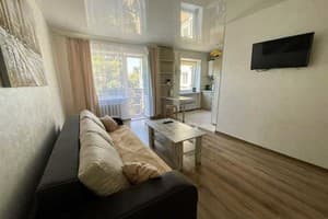 по ул. Русская, 14 10