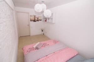 по ул. Шашкевича 1 10