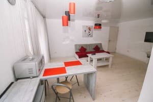 по ул. Шашкевича 1 9